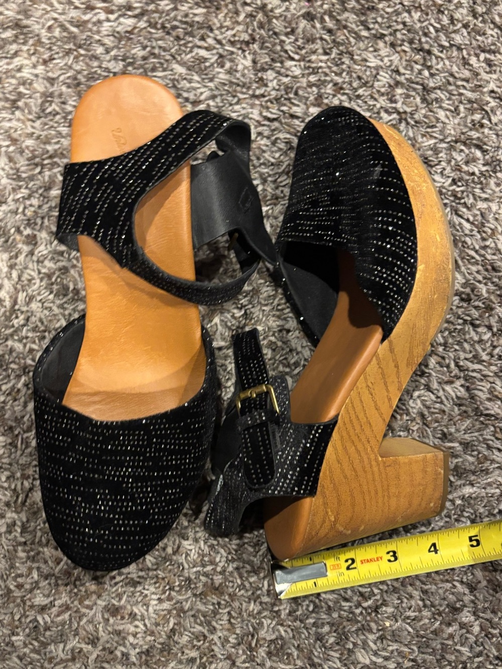 Universal Thread Black Sparkle Platform Wedge Sandals with Wood-Look Heel